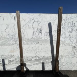 Calacatta Arabescato Honed Marble
