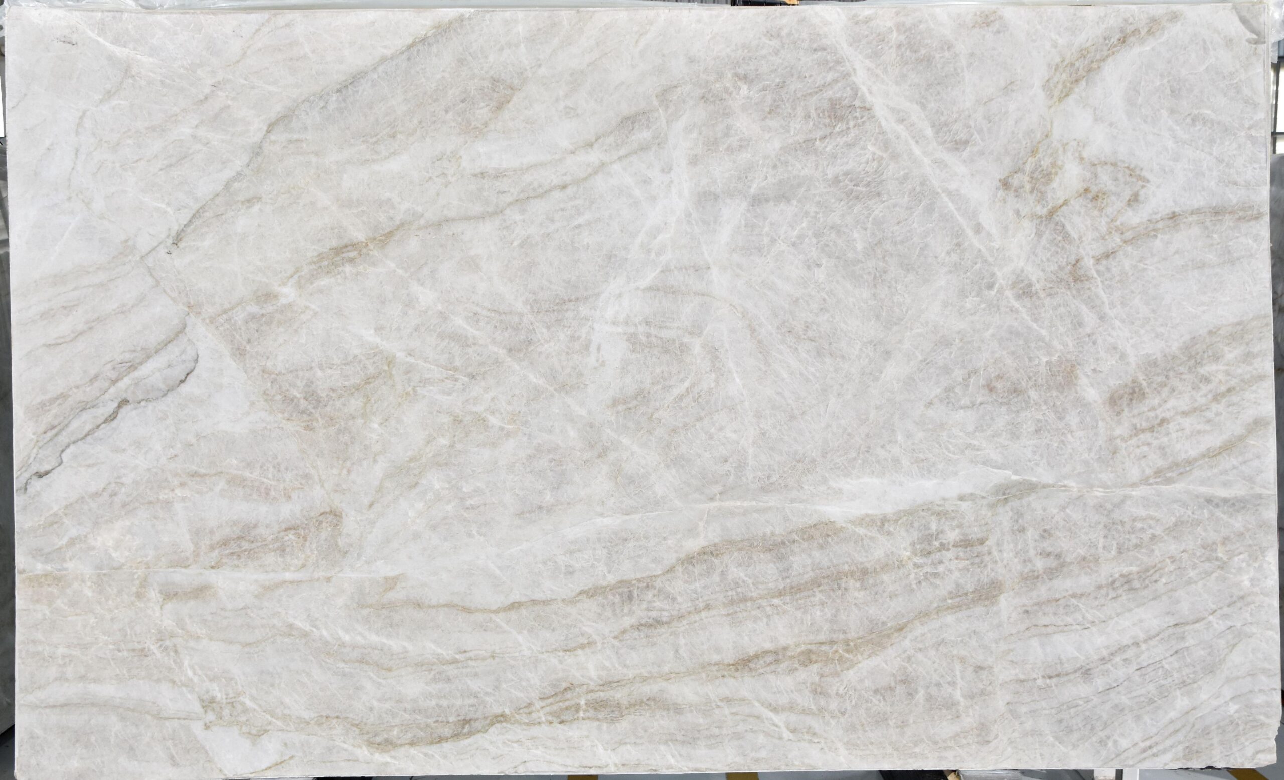 Perla Venata Honed Quartzite
